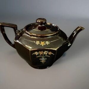 Vintage Moriage-style teapot, made in Japan